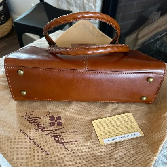 ✨LIKE NEW✨Patricia Nash Rienzo Satchel -Heritage British Tan LEATHER - Picture 7 of 16